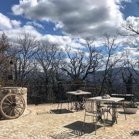 Agriturismo Le Faeta Farm stay